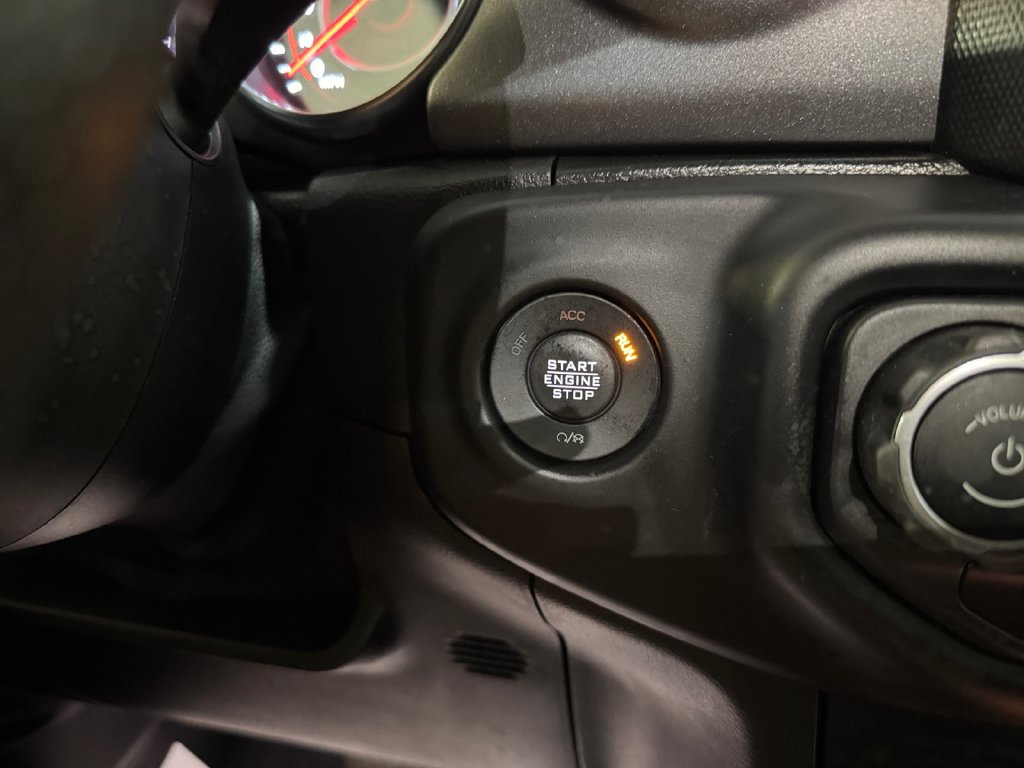 Used 2021 Jeep Gladiator Mojave AWD/4WD image 29