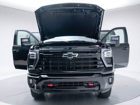 New 2026 Chevrolet Silverado 3500 LTZ w/ Trail Boss Package AWD/4WD image 17