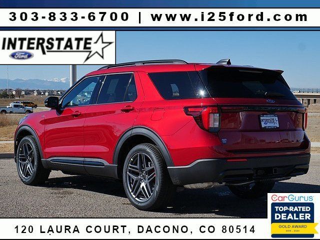 New 2026 Ford Explorer ST-Line w/ ST-Line Street Pack AWD/4WD image 3