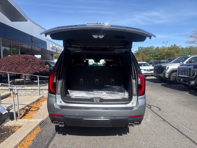 New 2027 GMC Yukon AT4 w/ AT4 Premium Plus Package AWD/4WD image 26