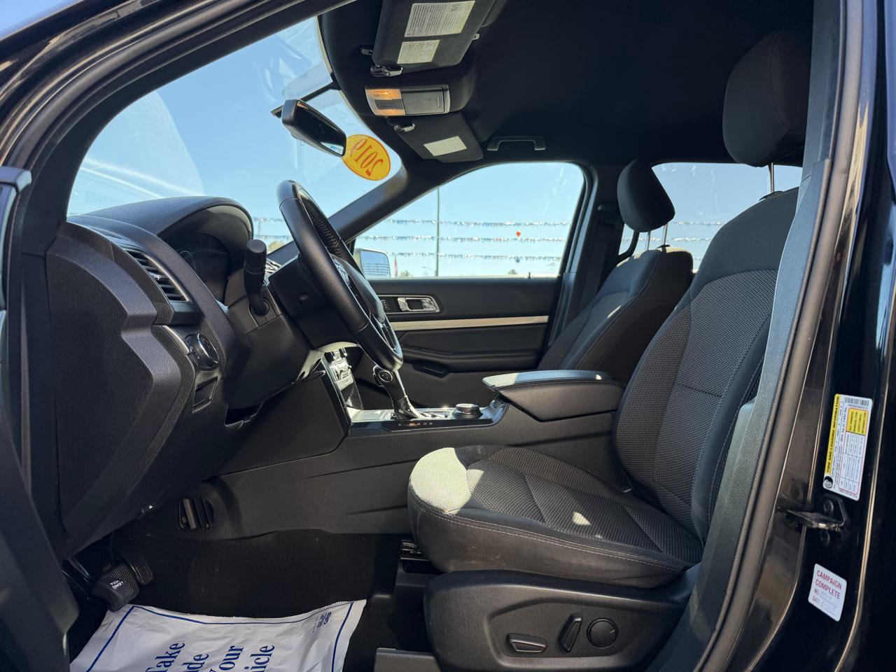 Used 2019 Ford Explorer XLT w/ Equipment Group 201A AWD/4WD image 15