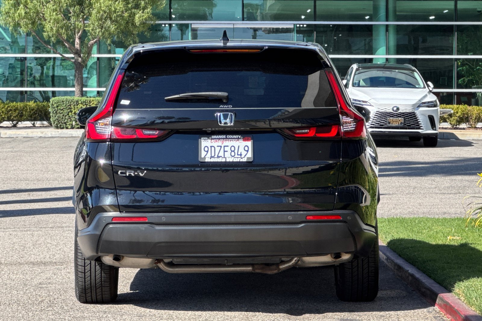 Used 2023 Honda CR-V EX-L image 5