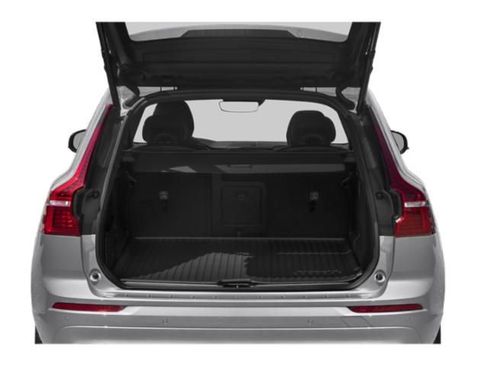 Used 2021 Volvo XC60 T5 R-Design w/ Advanced Package image 11