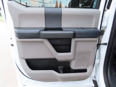 Used 2022 Ford F250 XL w/ Power Equipment Group AWD/4WD image 37