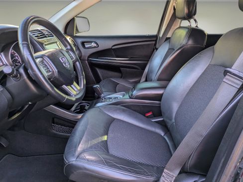 Used 2018 Dodge Journey Crossroad image 19