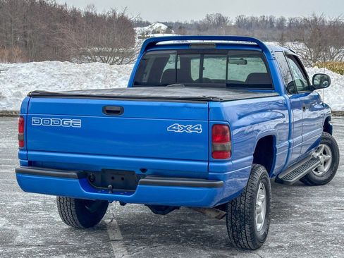 Used 2000 Dodge Ram 1500 Truck ST image 10