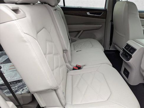 New 2026 Volkswagen Atlas SE image 30