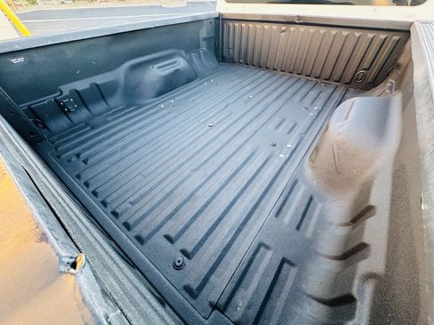 Used 2014 Ford F250 XL w/ Power Equipment Group AWD/4WD image 13