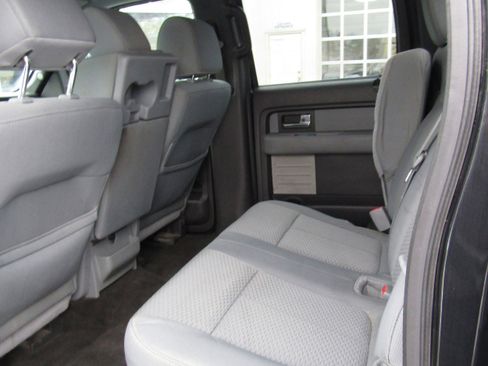 Used 2012 Ford F150 XLT w/ XTR Pkg image 8
