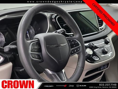 Certified 2024 Chrysler Pacifica Touring-L FWD image 22