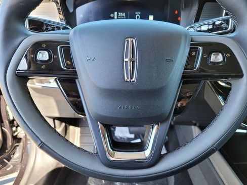 New 2025 Lincoln Corsair FWD w/ Equipment Group 101A image 20