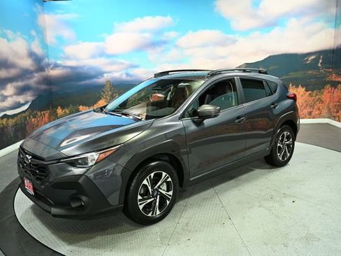 Used 2025 Subaru Crosstrek 2.5i Premium w/ Crosstrek Mirror Package image 4