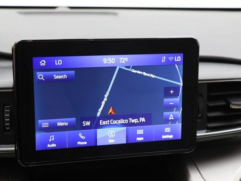 Used 2022 Ford Explorer XLT w/ Equipment Group 202A image 24