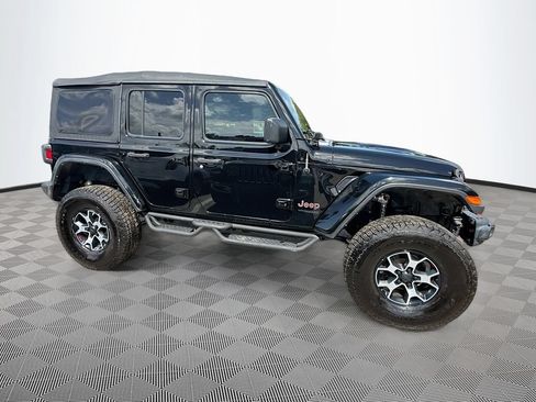 Used 2022 Jeep Wrangler Unlimited Rubicon AWD/4WD image 5