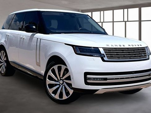 Used 2023 Land Rover Range Rover Autobiography AWD/4WD image 10