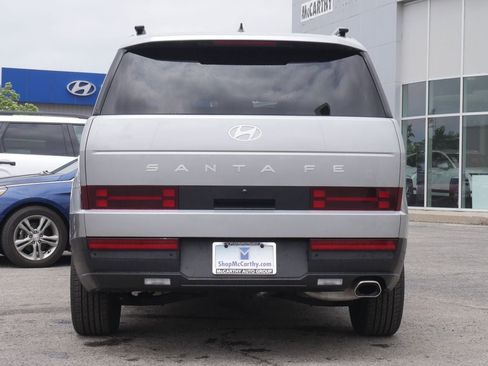 Used 2025 Hyundai Santa Fe SEL FWD image 17