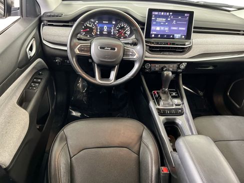 Used 2022 Jeep Compass Latitude AWD/4WD image 21