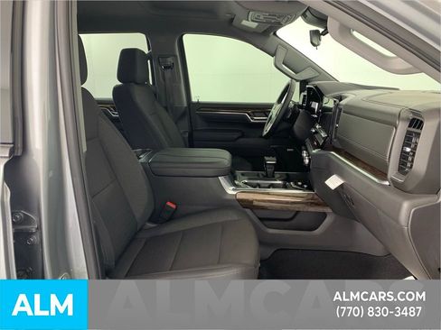 Used 2025 GMC Sierra 1500 Elevation w/ Preferred Package image 31