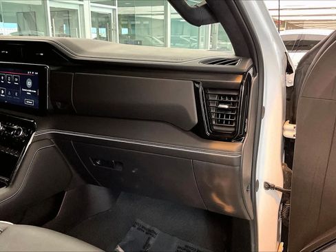 Used 2024 GMC Sierra 1500 AT4X w/ AT4X AEV Edition image 19