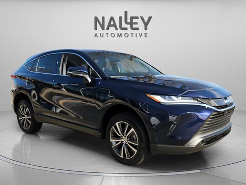 Certified 2023 Toyota Venza LE image 7