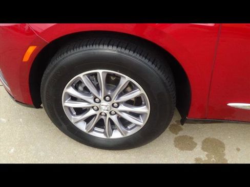 Used 2024 Buick Enclave Premium image 10