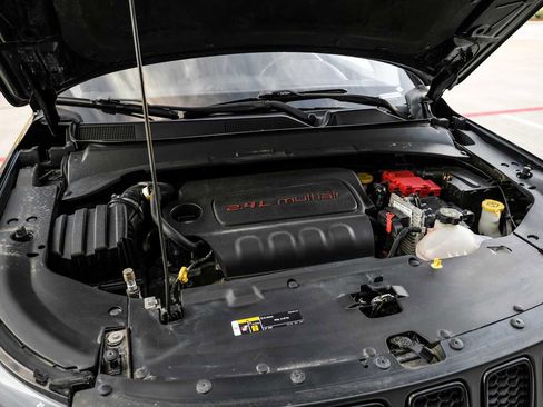 Used 2019 Jeep Compass Altitude image 48