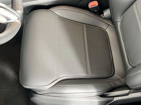 Certified 2026 Mercedes-Benz GLC 300 4MATIC image 21
