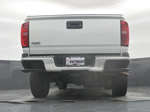 Used 2018 Chevrolet Colorado W/T w/ WT Convenience Package RWD image 46