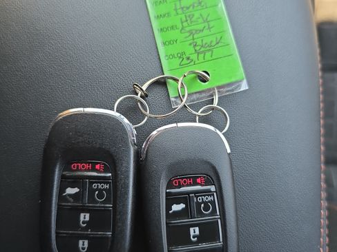 Used 2024 Honda HR-V Sport image 25