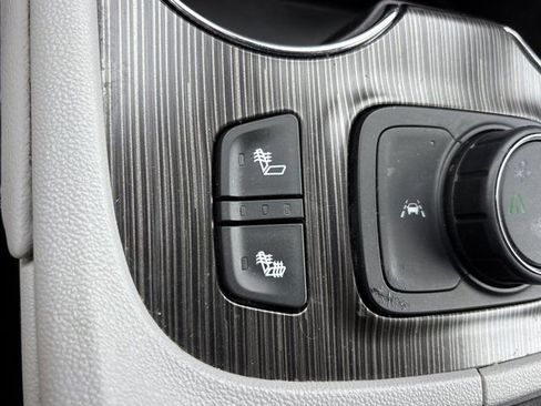 Used 2020 GMC Acadia SLT w/ Driver Alert Package II FWD image 46