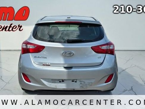 Used 2016 Hyundai Elantra GT image 4