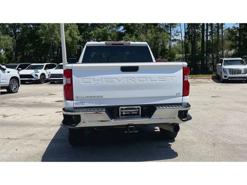 Used 2025 Chevrolet Silverado 2500 LT w/ Convenience Package AWD/4WD image 7