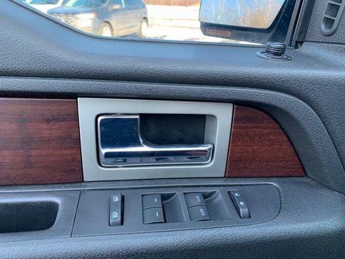 Used 2014 Ford F150 King Ranch w/ King Ranch Luxury Package image 22