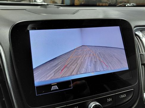 Used 2024 Chevrolet Malibu LT FWD image 6