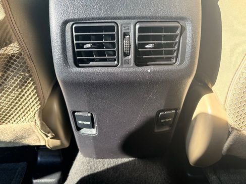 Used 2014 Toyota 4Runner SR5 image 12