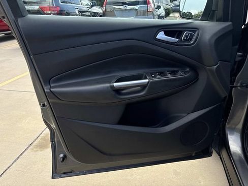Used 2014 Ford Escape Titanium w/ Equipment Group 401A FWD image 18