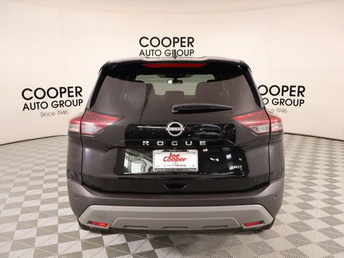 Used 2023 Nissan Rogue S AWD/4WD image 20