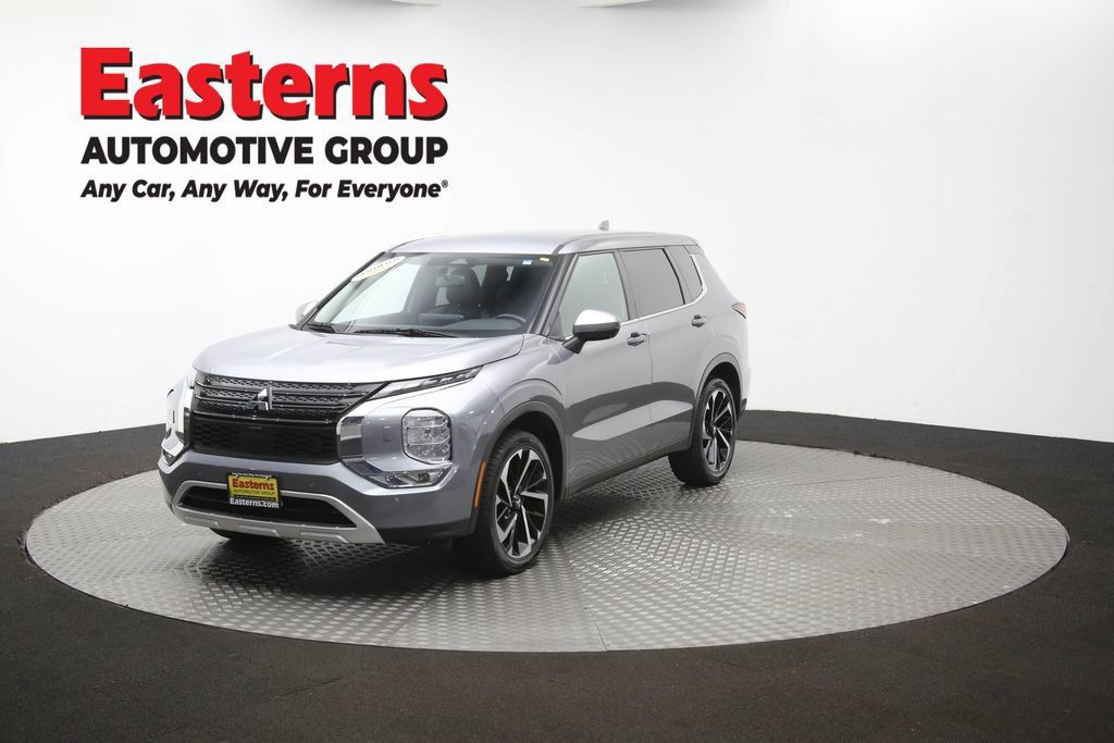 Used 2024 Mitsubishi Outlander SE AWD/4WD image 57