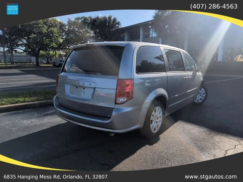 Used 2015 Dodge Grand Caravan SE w/ Quick Order Package 29E SE FWD image 5