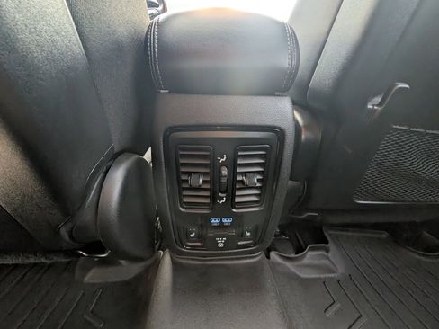 Used 2021 Dodge Durango GT image 19