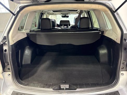Used 2017 Subaru Forester 2.0XT Premium AWD/4WD image 32