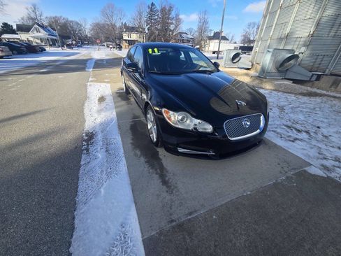 Used 2011 Jaguar XF image 5