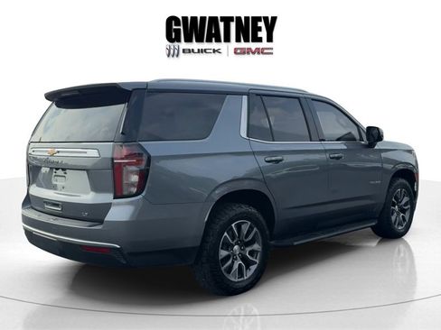 Used 2022 Chevrolet Tahoe LT w/ Luxury Package image 6