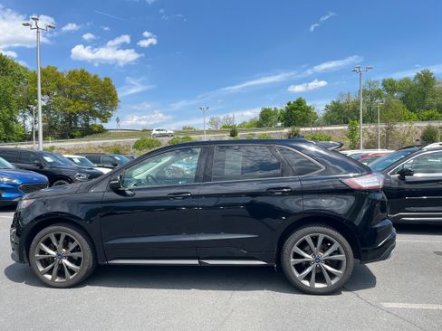 Used 2016 Ford Edge Sport w/ Technology Package AWD/4WD image 6