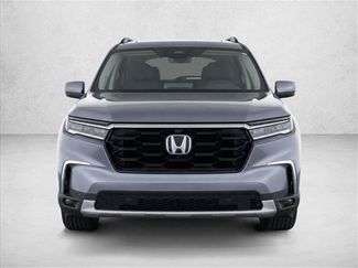 Used 2024 Honda Pilot Touring video 2