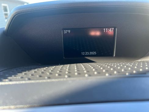 Used 2019 Ford Transit 150 XLT image 16