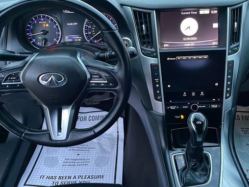 Used 2017 INFINITI Q60 2.0t w/ Cargo Package image 17
