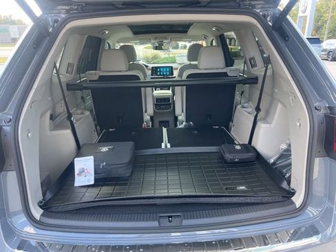 New 2026 Volkswagen Atlas SE image 28