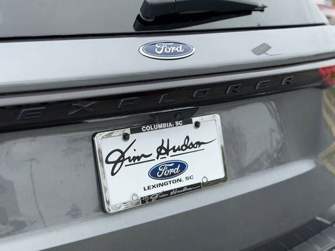 Certified 2025 Ford Explorer ST image 9