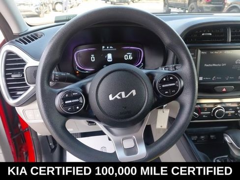 Certified 2025 Kia Soul LX FWD image 10